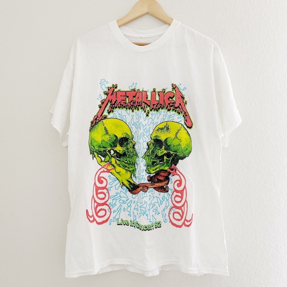 NWOT Metallica Graphic T-Shirt